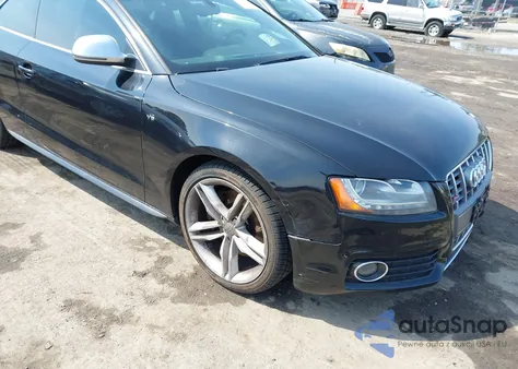 2009 Audi S5 4.2L from USA, damaged, VIN WAURV78T09A017448